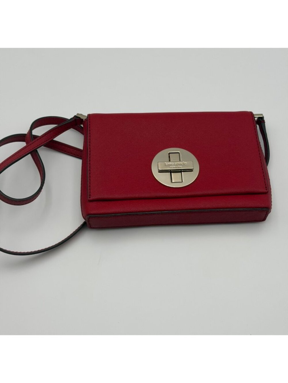 Kate Spade New York Red Leather Crossbody Wallet Purse Gold Turn Lock Bag
